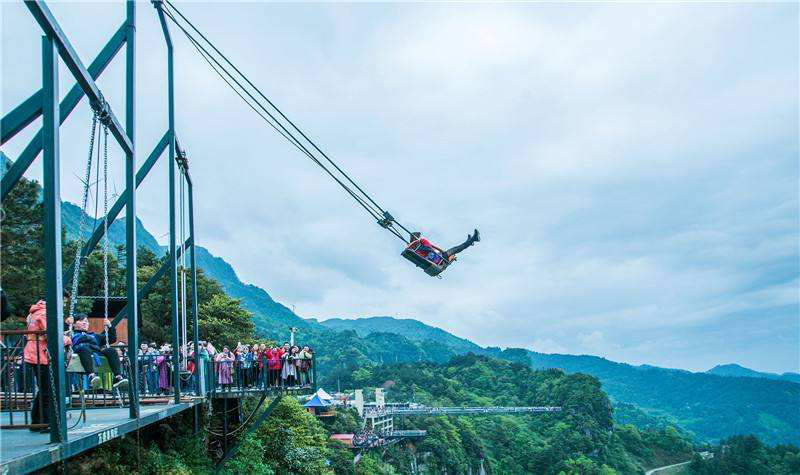 如何做好懸崖秋千設備的維護工作?